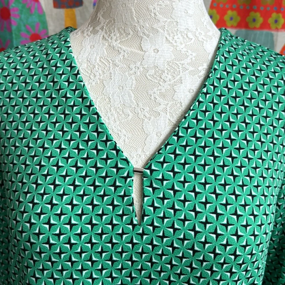 Jones New York 3/4 Sleeve Blouse. PM. NWT - Picture 2 of 10